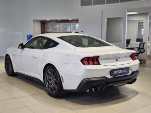 Ford Mustang 5.0 GT fastback - Image 6