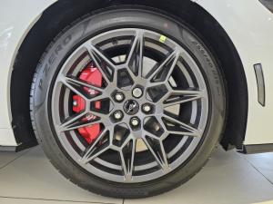 Ford Mustang 5.0 GT fastback - Image 7