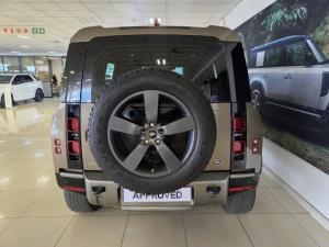 Land Rover Defender 110 D240 SE - Image 5
