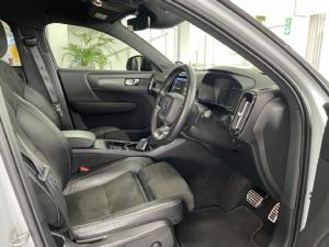 Volvo XC40 T5 AWD R-Design - Image 13