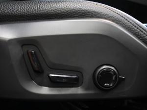 Volvo XC60 T8 Recharge AWD R-Design - Image 20