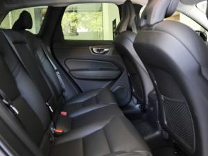 Volvo XC60 T8 Recharge AWD R-Design - Image 5