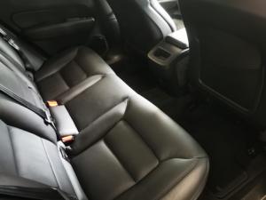 Volvo XC60 B5 Momentum - Image 5