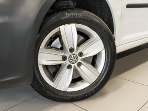 Volkswagen Caddy Maxi 2.0TDI crew bus auto - Image 10