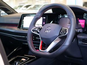 Volkswagen Golf GTI - Image 13