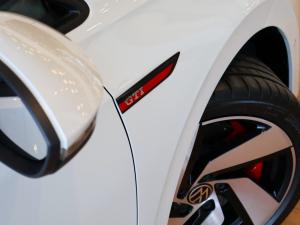 Volkswagen Golf GTI - Image 16