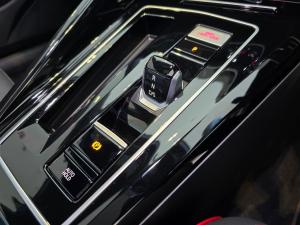 Volkswagen Golf GTI - Image 21