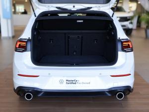 Volkswagen Golf GTI - Image 9