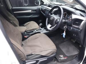 Toyota Hilux 2.8GD-6 double cab 4x4 Raider auto - Image 9