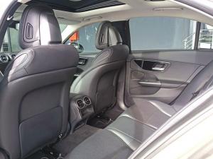 Mercedes-Benz C-Class C200 Avantgarde - Image 13