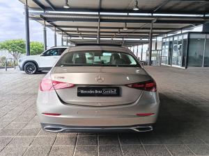Mercedes-Benz C-Class C200 Avantgarde - Image 6