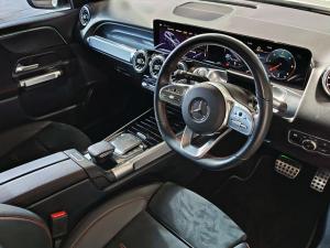 Mercedes-Benz GLB GLB220d 4Matic Progressive - Image 8