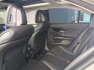 Mercedes-Benz C-Class C200 Avantgarde - Image 12