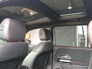 Mercedes-Benz GLB GLB220d 4Matic Progressive - Image 13