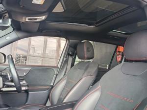 Mercedes-Benz GLB GLB220d 4Matic Progressive - Image 17
