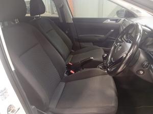 Volkswagen Polo hatch 1.0TSI Trendline - Image 25
