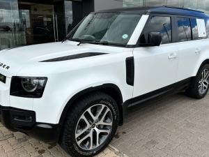 Land Rover Defender 110 D300 X-Dynamic HSE - Image 6