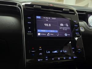 Hyundai Tucson 2.0D Elite - Image 10