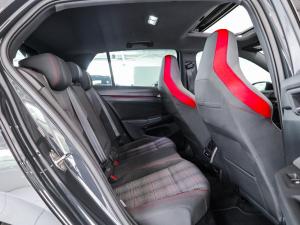 Volkswagen Golf GTI - Image 15