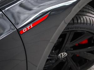 Volkswagen Golf GTI - Image 4