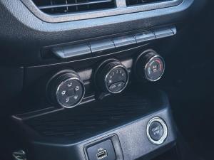 Renault Kiger 1.0 Zen manual - Image 22
