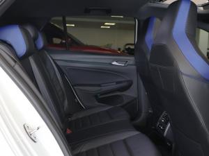 Volkswagen Golf R - Image 12