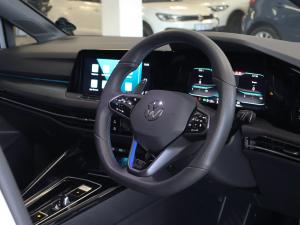 Volkswagen Golf R - Image 15