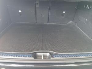 Mercedes-Benz GLC GLC300d 4Matic Avantgarde - Image 10