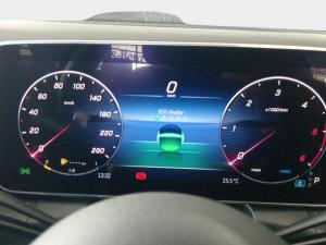 Mercedes-Benz GLC GLC300d 4Matic Avantgarde - Image 11