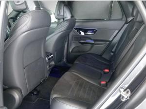Mercedes-Benz GLC GLC300d 4Matic Avantgarde - Image 15