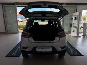 Mahindra KUV 100 1.2 K2+ #dare - Image 7