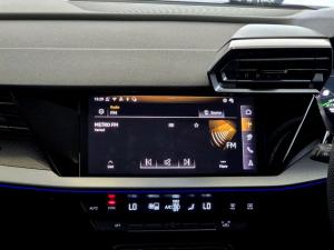 Audi RS3 sedan quattro Carbon Edition - Image 14