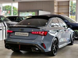Audi RS3 sedan quattro Carbon Edition - Image 7