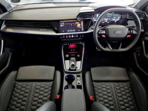 Audi RS3 sedan quattro Carbon Edition - Image 9