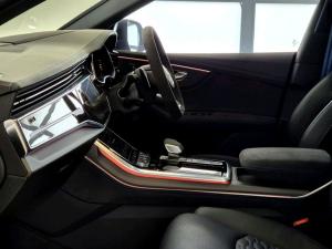 Audi RSQ8 quattro performance - Image 10