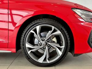 Audi A3 sedan TFSI S line Plus - Image 4