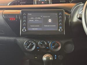 Toyota Hilux 2.4GD-6 double cab Raider manual - Image 22