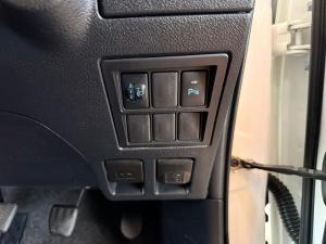 Toyota Hilux 2.4GD-6 double cab Raider manual - Image 26