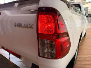 Toyota Hilux 2.4GD single cab S - Image 12