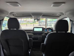 Volkswagen Transporter 2.0TDI Kombi SWB Basic - Image 12