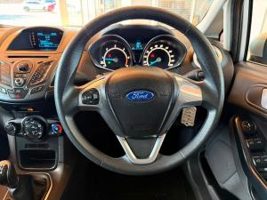 Ford Fiesta 5-door 1.6TDCi Trend - Image 17