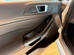 Ford Fiesta 5-door 1.6TDCi Trend - Image 24