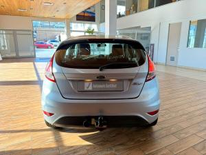Ford Fiesta 5-door 1.6TDCi Trend - Image 5