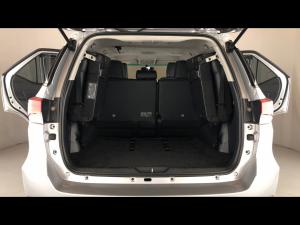 Toyota Fortuner 2.4GD-6 auto - Image 13
