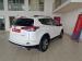 Toyota RAV4 2.0 GX auto - Thumbnail 2
