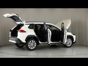 Toyota Corolla Cross 1.8 XS - Image 31