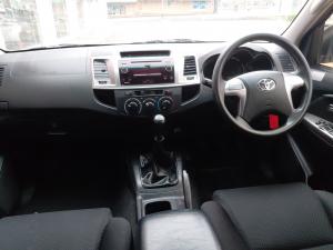 Toyota Fortuner 2.5D-4D - Image 6