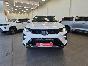 Toyota Fortuner 2.4GD-6 4x4 - Image 4