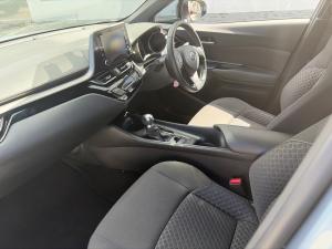 Toyota C-HR 1.2T Plus auto - Image 7