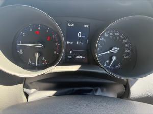 Toyota C-HR 1.2T Plus auto - Image 9